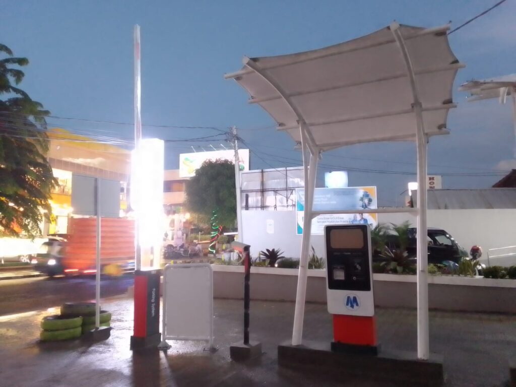 Palang Parkir Sampit, Penerapan sistem parkir cashless di kawasan ekonomi khusus 