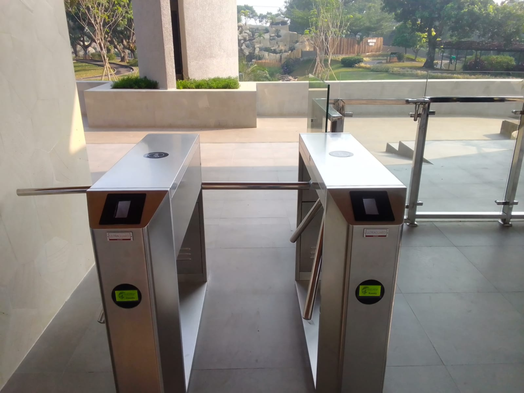 Jual Tripod, Distributor Terbaik MSM Parking: Lima Strategi Efektif Mengurangi Antrian dengan Turnstile E-money