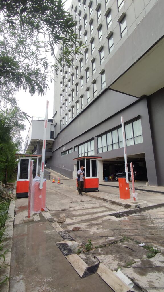 Palang Parkir Padang, Penerapan sistem parkir otomatis di kawasan perbelanjaan modern