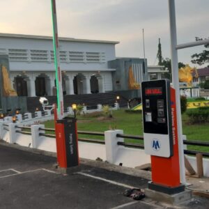 palang parkir, barrier gate, M-Gate, MSM Parking, palang otomatis 2025, parkir cashless, palang parkir pasar, palang parkir rumah sakit