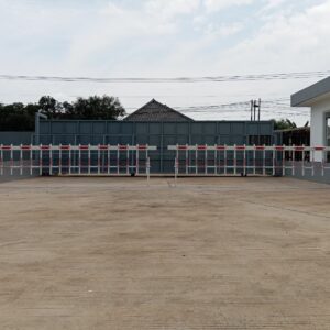 mesin palang parkir fence, palang parkir pagar, fence barrier gate, palang otomatis berbentuk pagar, barrier gate pagar, palang parkir MSM, palang parkir otomatis 2025, sistem parkir aman, palang parkir industri, MSM Parking Group Bandung