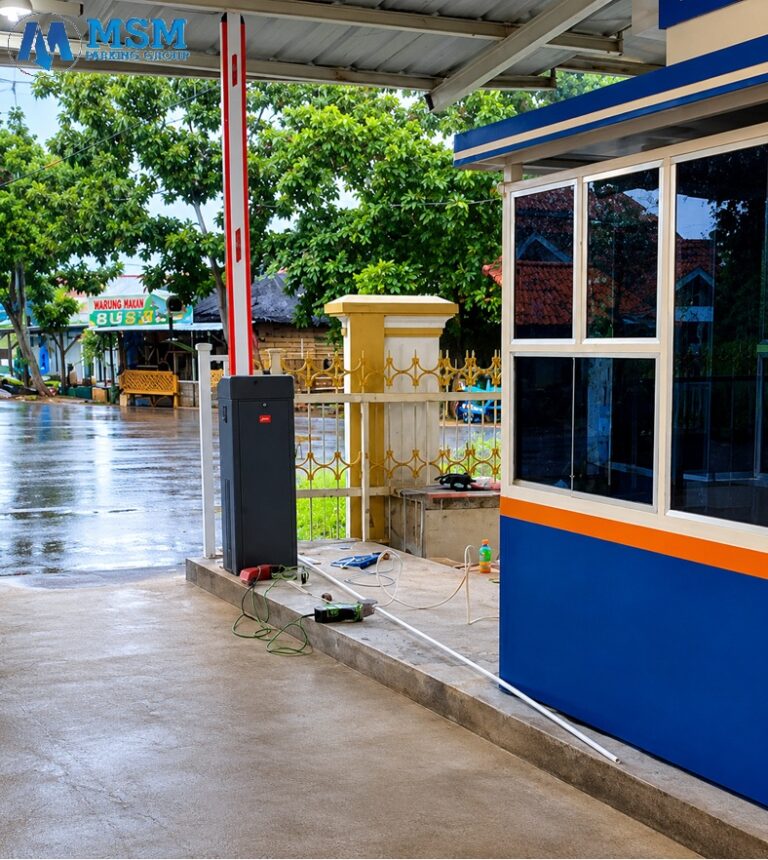 Barrier gate atau palang parkir otomatis membantu mengatur akses kendaraan secara aman dan efisien. Cocok untuk parkir komersial, perumahan, apartemen, dan perkantoran.