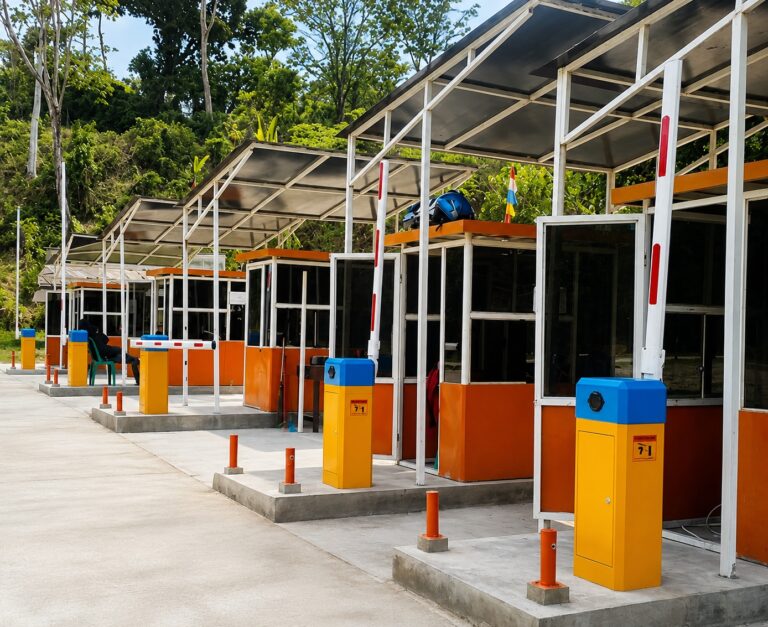 palang parkir tempat wisata pantai